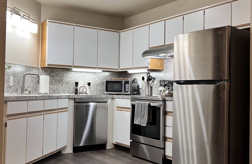 Saugatuck House | IDEAL Location in Saugatuck - 2 minutes to Downtown & Blue Star Trail@Frt Door