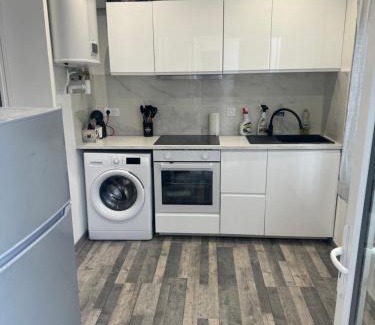 Saint-Andre Apartment | Ideal’Appart 16eme