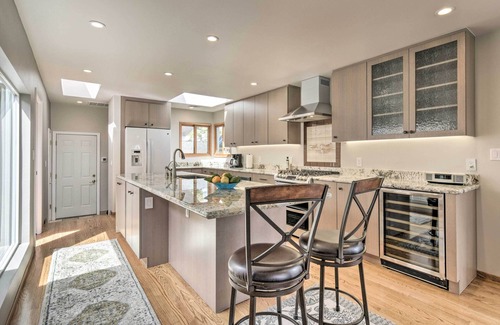 East End House | Ideally Located San Francisco Bay Home w/Sunroom!