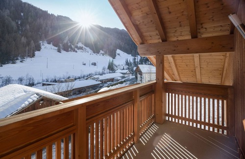 San Martino in Badia Apartment | Idyllic Apartment "Dolomiten" with Balcony, Garden and Wi-Fi