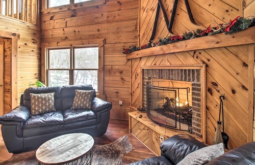 Massanutten House | Idyllic Massanutten Resort Home w/ Hot Tub!