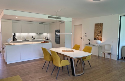 Arcegno Apartment | Idyllic vacation apartment on the Losone golf course: comfort and nature combined!