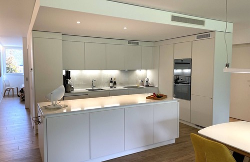 Arcegno Apartment | Idyllic vacation apartment on the Losone golf course: comfort and nature combined!