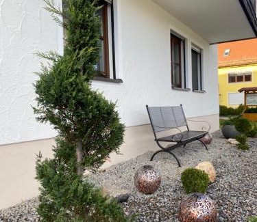 Burglengenfeld Apartment | Idyllische Ferienwohnungen in Mossendorf Blick zur Naab