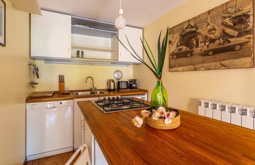 Rione XIV Borgo Apartment | iFlat | Comfy apartment with vista near St. Peter