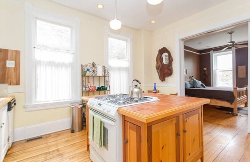 West Town Apartment | iKlektik House Chicago