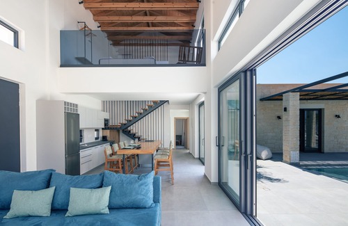 Chorafakia Villa | Ikritis Villa Ι - 1,2Km to beach & sea views!