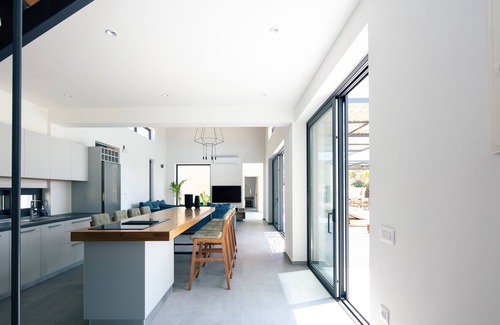 Chorafakia Villa | Ikritis Villa Ι - 1,2Km to beach & sea views!