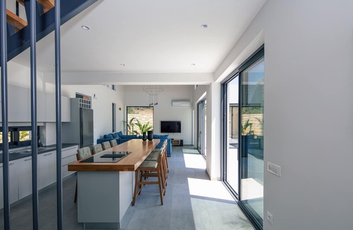 Chorafakia Villa | Ikritis Villa Ι - 1,2Km to beach & sea views!