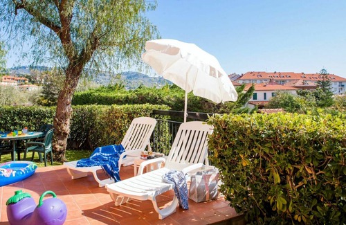 San Bartolomeo al Mare Apartment | Il Borgo Della Rovere (Sbm120) 634.1