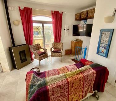 Victoria Apartment | il-Belveder - Historic Home in Victoria Old Town