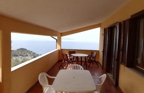 Sant' Andrea Apartment | Il Castagno