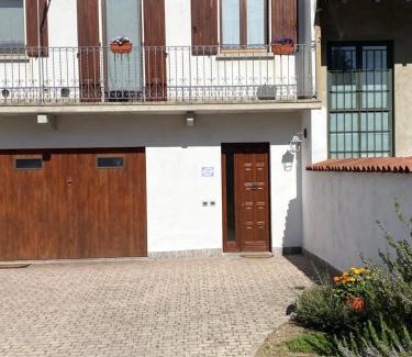 Castelletto Sopra Ticino Apartment | Il Cortile di Adele