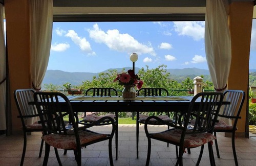 Carozzo Hotel | Il Murice B&B