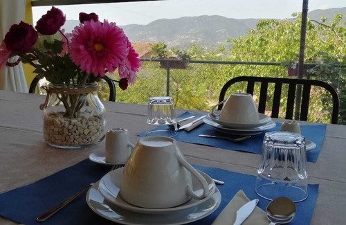 Carozzo Hotel | Il Murice B&B
