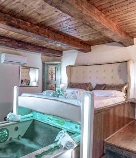 Lorenzana Bed & Breakfast | Il Nido d'Amore - Lorenzana Colombaie