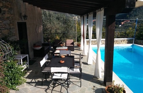 Vescina Apartment | Il Portico Suite de Charme with private pool citra 010002-LT-0001