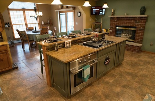 White Mills House | Il Sogno - "The Dream" The Ultimate Family Escape From It All! 21 Acre Estate