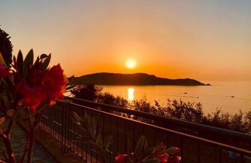 Calvi Hotel | Il Tramonto