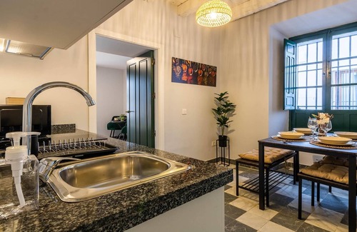 La Catedral Apartment | Ilahi Suite Center Cordoba ⭐