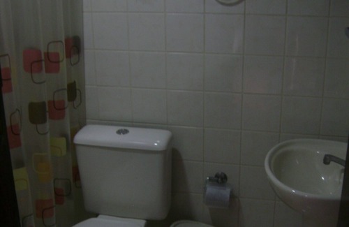 Centro Comercial House | Ilhabela - Season Year Round -Beautiful Garden in Perequê