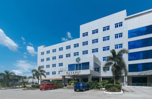 Pavia Hotel | Iloilo Gateway Hotel and Suites by RedDoorz