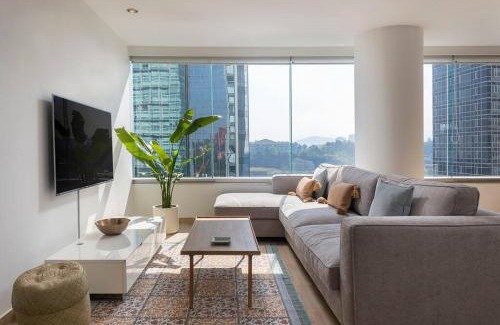 Lomas de Santa Fe Apartment | Iluminado Depto Frente al Parque la Mexicana