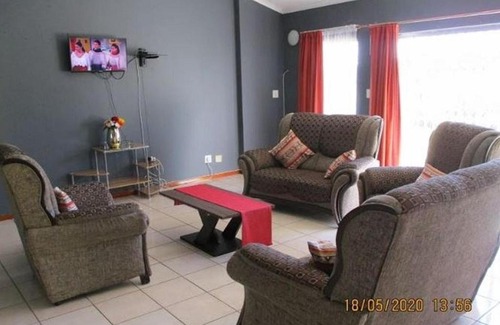 Umtata House | Imimangaliso Guest House