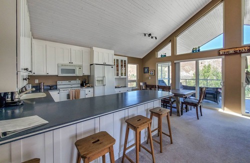 Orondo House | Immaculate Sun Cove/Lake Entiat Home with Unparalleled Lake & Mountain Views!