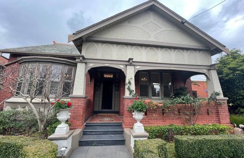 Ascot Vale House | Impeccable Edwardian home in Ascot Vale with Garden
