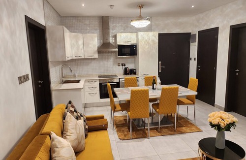 East Legon Apartment | Impeccable Luxury 2bed apartmnt in Accra, Gym, Pool