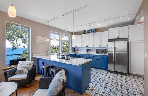 Port Ludlow House | Impeccable views of the Sound complete with hot tub & pool table