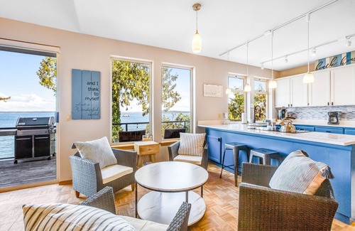 Port Ludlow House | Impeccable views of the Sound complete with hot tub & pool table