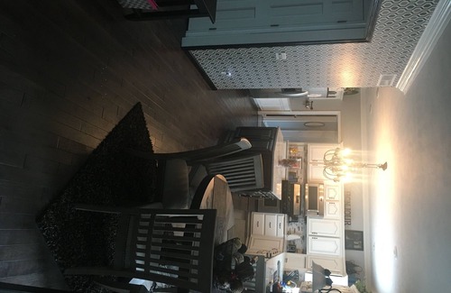 Granger House | Impeccably maintained charming, bright close to campus