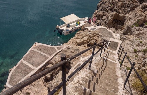 Methoni House | Imposing townhouse 7mins walk from Methoni beach and Castle.