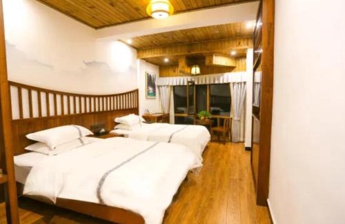 Xiangxi House | Impression Inn Furong Town Waterfall Branch
