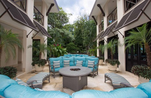 Coco Condo | Impressively designed and decorated 3rd-floor space overlooking pool in Coco