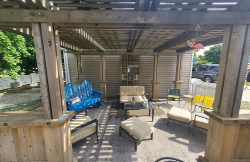 Vermilion House | In Between Dreams Summer Getaway.