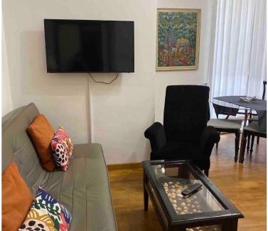 Monti Apartment | IN FRONT OF COLISEUM 3