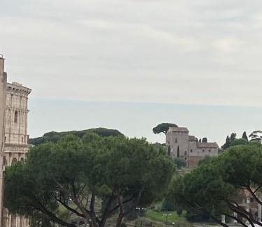 Monti Apartment | IN FRONT OF COLISEUM 5