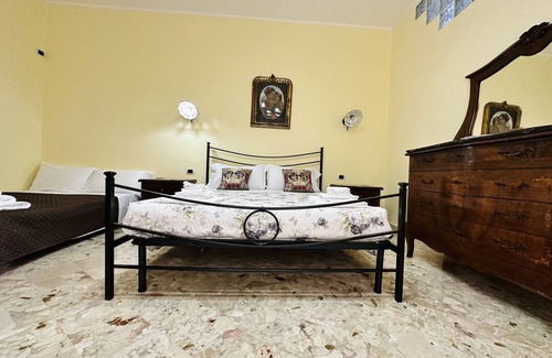 Gela Bed & Breakfast | In the center of Gela with a panoramic terrace and to 350 meters from the beach