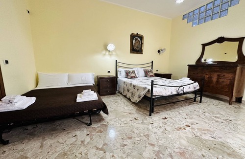 Gela Bed & Breakfast | In the center of Gela with a panoramic terrace and to 350 meters from the beach