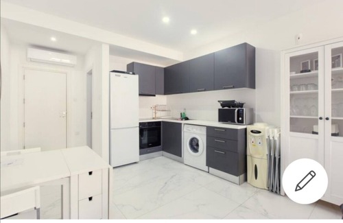 Larnaca City Centre Apartment | In the center of Larnaca and 150 meters to the beach