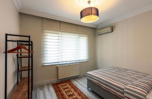 Cihangir Apartment | In the center of Taksim and Galataport 3 Bedrooms 1 Living Room in Apartment