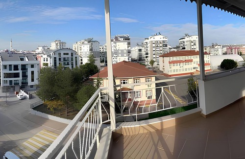 Kepez Apartment | in the city center, 10 minutes from the university and 20 minutes from the beach