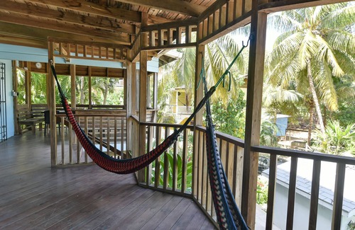 Antoneys Cay Apartment | In the heart of West End, Roatan - Mariposa Lodge - Unit 2