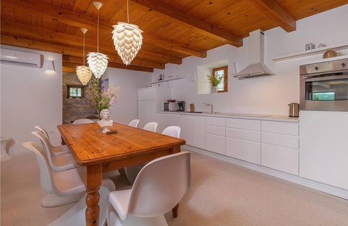 Krbune House | In the interior of Istria, on the gentle green slopes of the small village of Krbuni, you will find