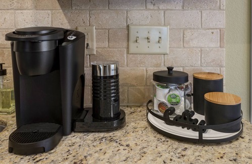 Fayetteville House | In the middle of Town/House/3bdr/2 bath