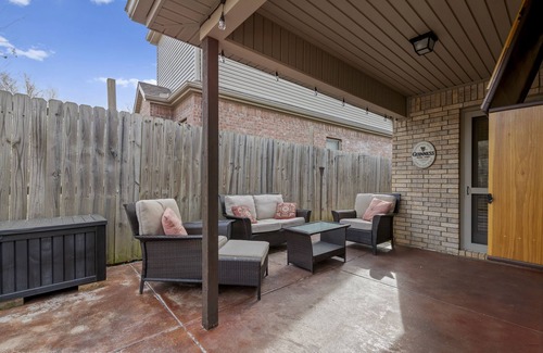 Fayetteville House | In the middle of Town/House/3bdr/2 bath