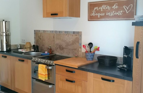 Saint-Antonin-du-Var Apartment | In the rising sun